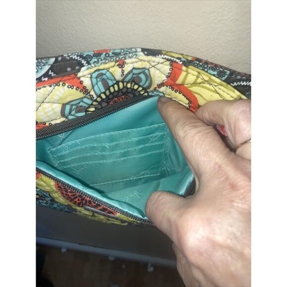 Vera Bradley Zip Hipster Small adjustable Crossbody Bag NWOT - Picture 4 of 12